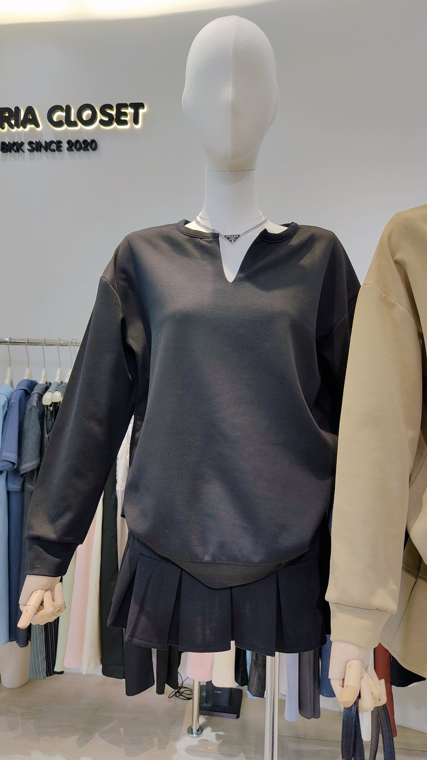 The "Maria Iconic" Pleated Skirt Set