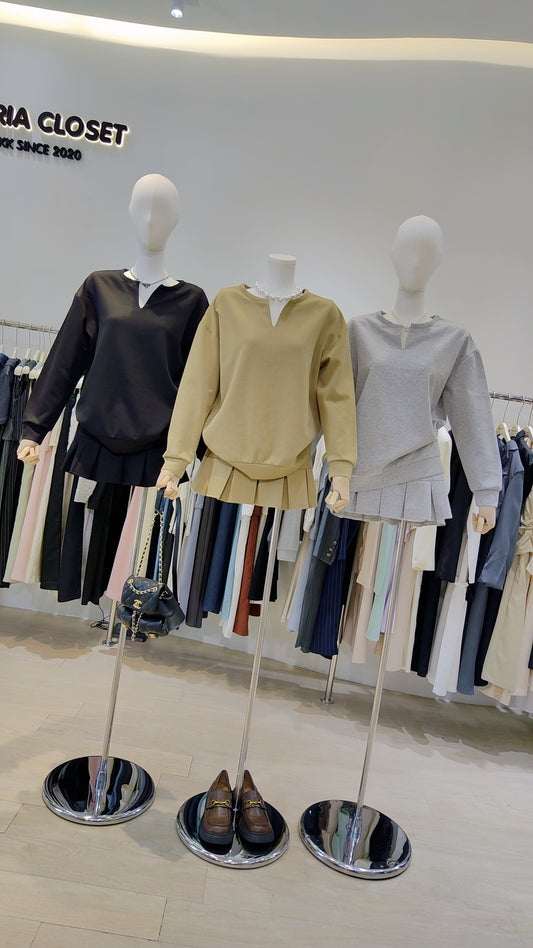 The "Maria Iconic" Pleated Skirt Set