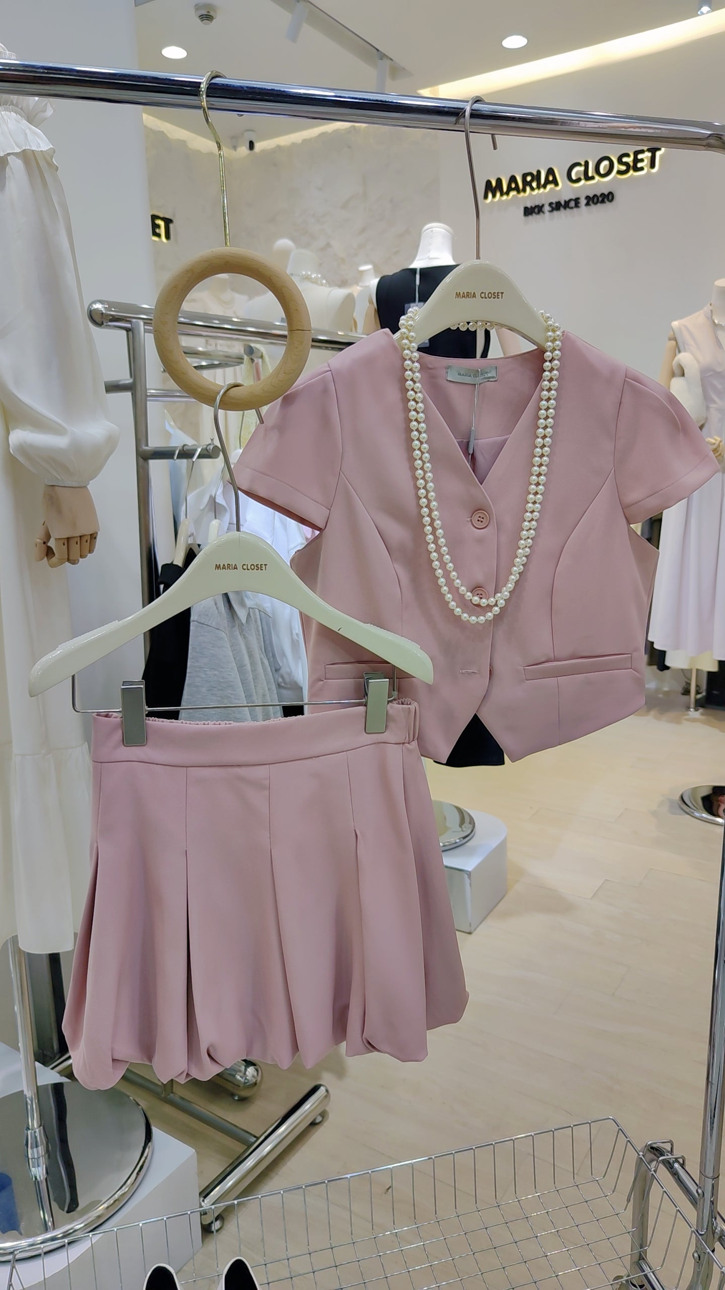 The "Bubble Pleat" Co-ord: