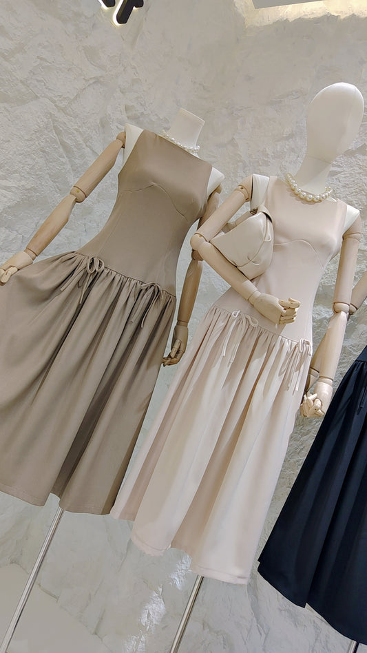 The "Little Waist Knot" Sleeveless Dress