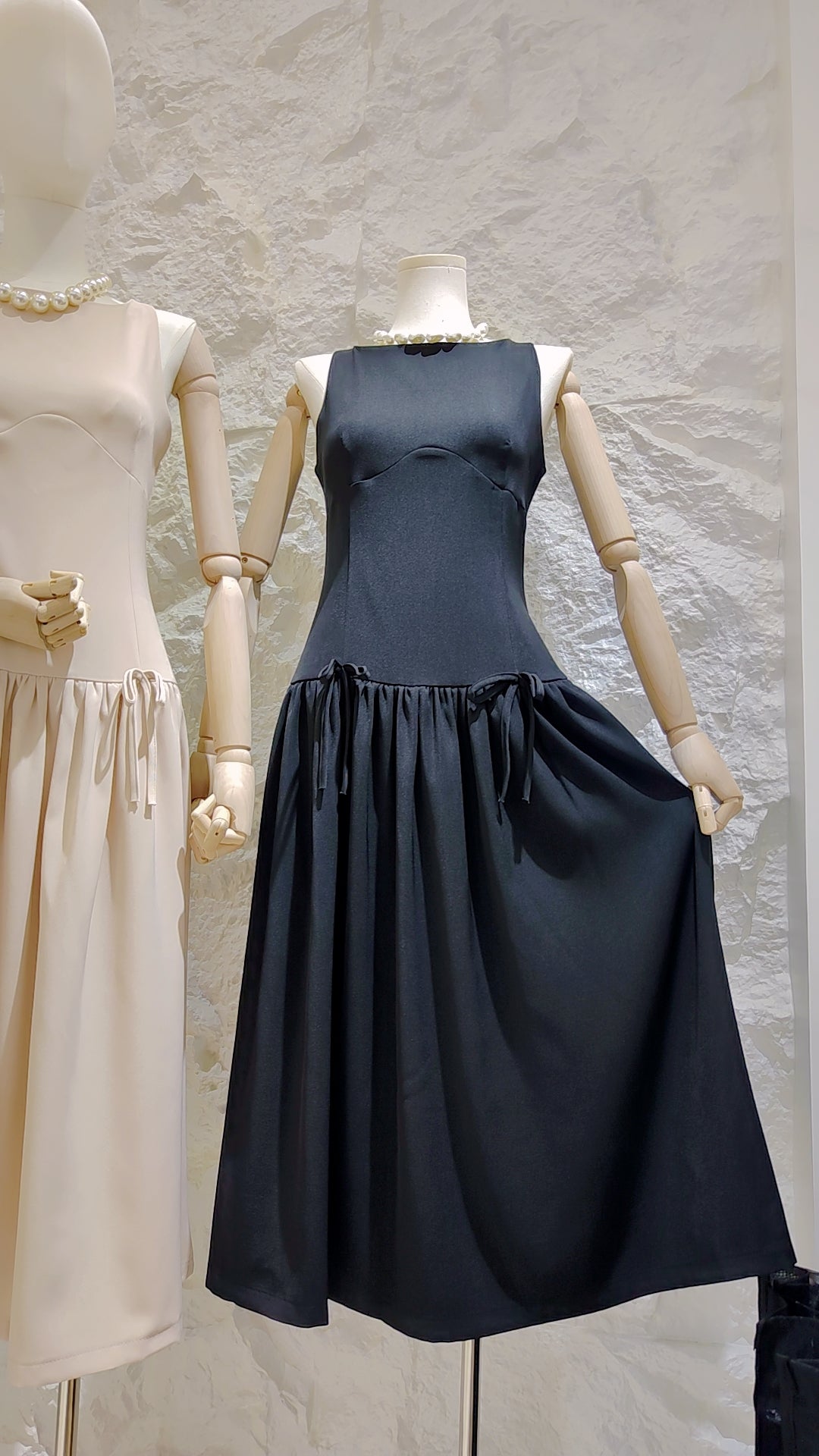 The "Little Waist Knot" Sleeveless Dress
