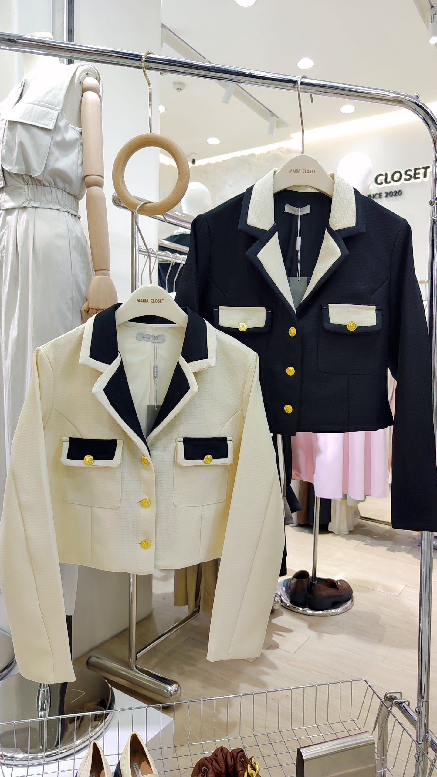 The "Two-Tone" Maria Blazer