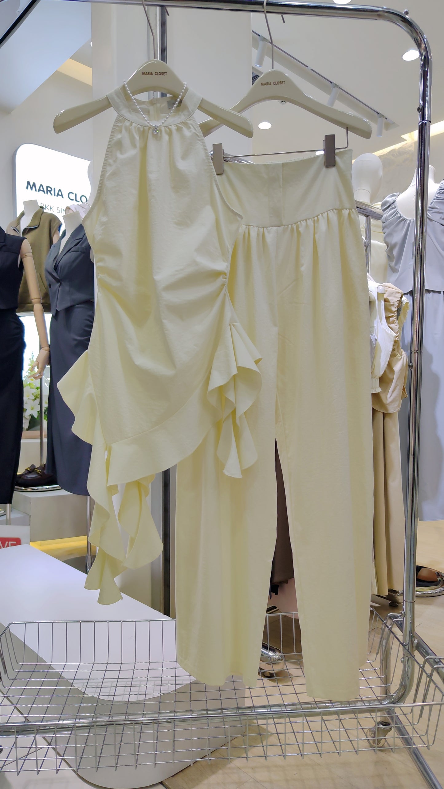 The "Sonnet" Ruffle Set