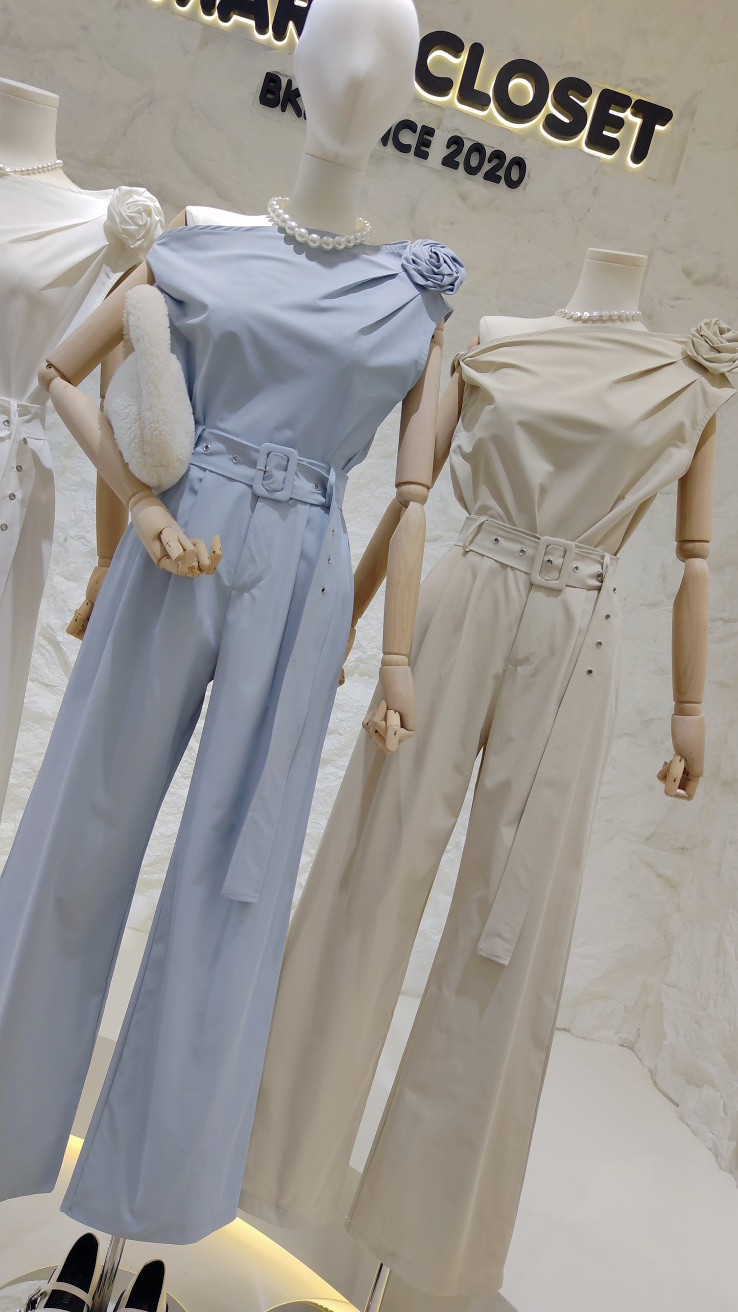 The "Rosette Brooch" Top & Pants Set