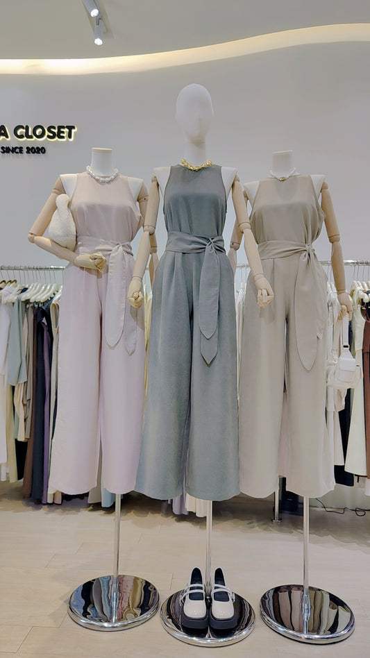 Maria's "Sleeveless Tie-Waist" Set