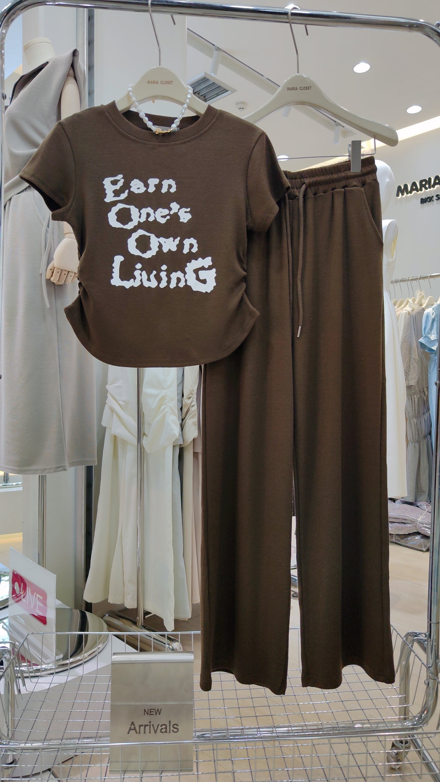 The "Earn One's Living" Graphic Set: