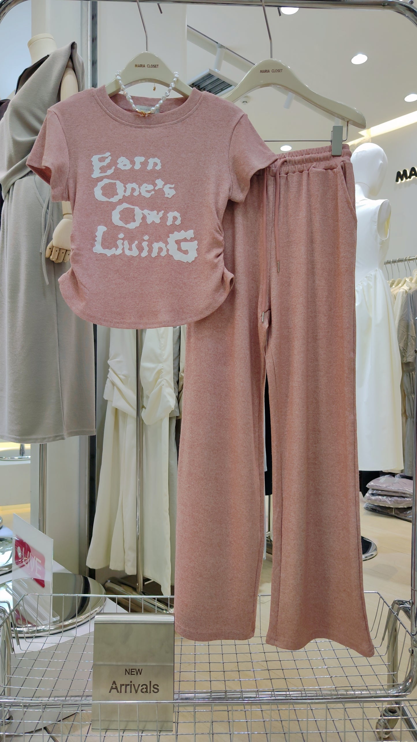 The "Earn One's Living" Graphic Set: