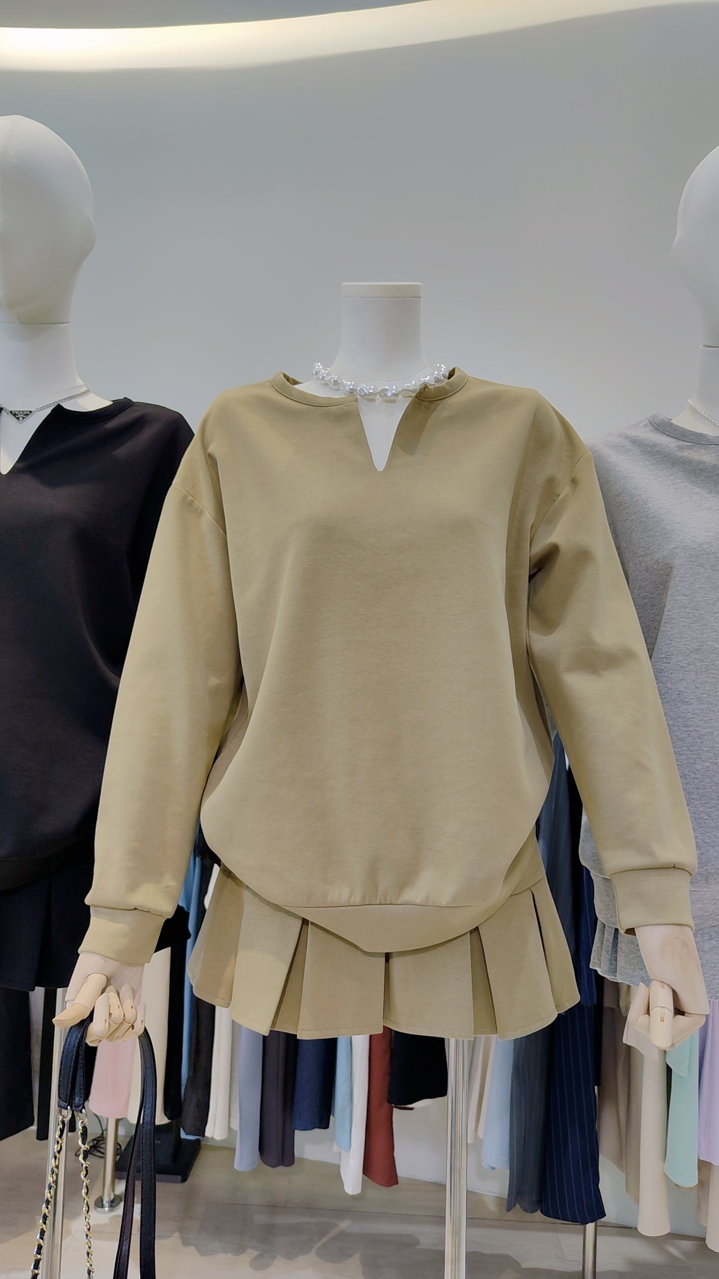 The "Maria Iconic" Pleated Skirt Set