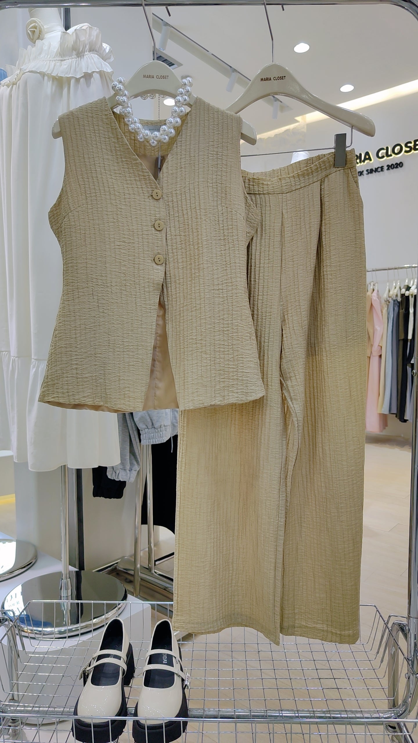 The "Plissé" Textured Set