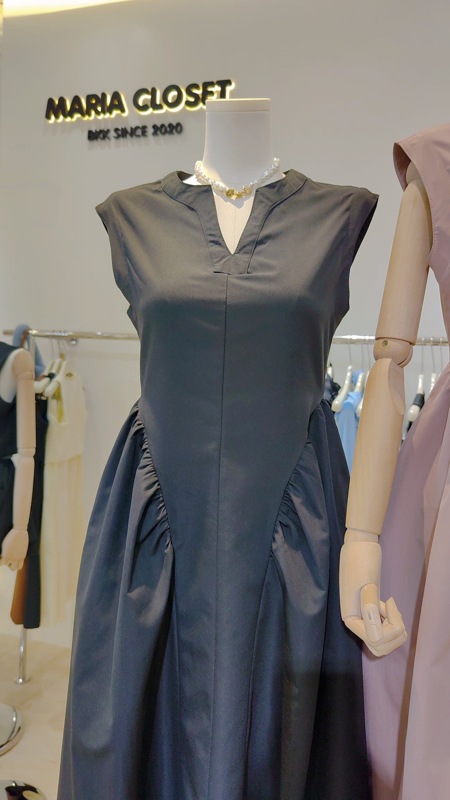 The "Tulip" Silhouette Dress