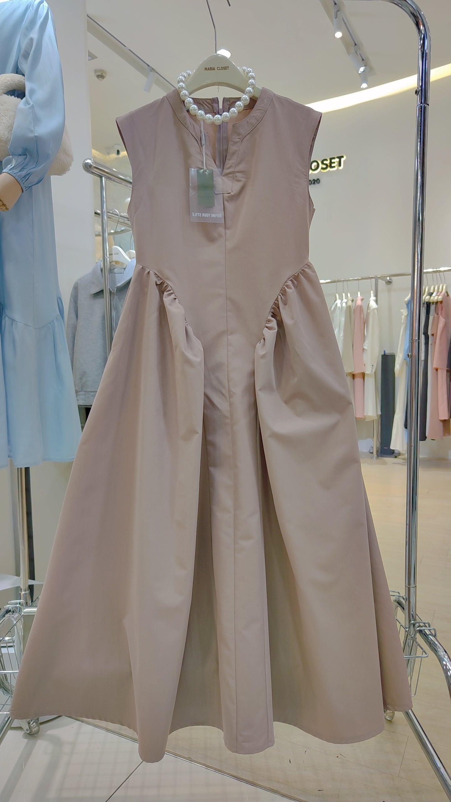 The "Tulip" Silhouette Dress
