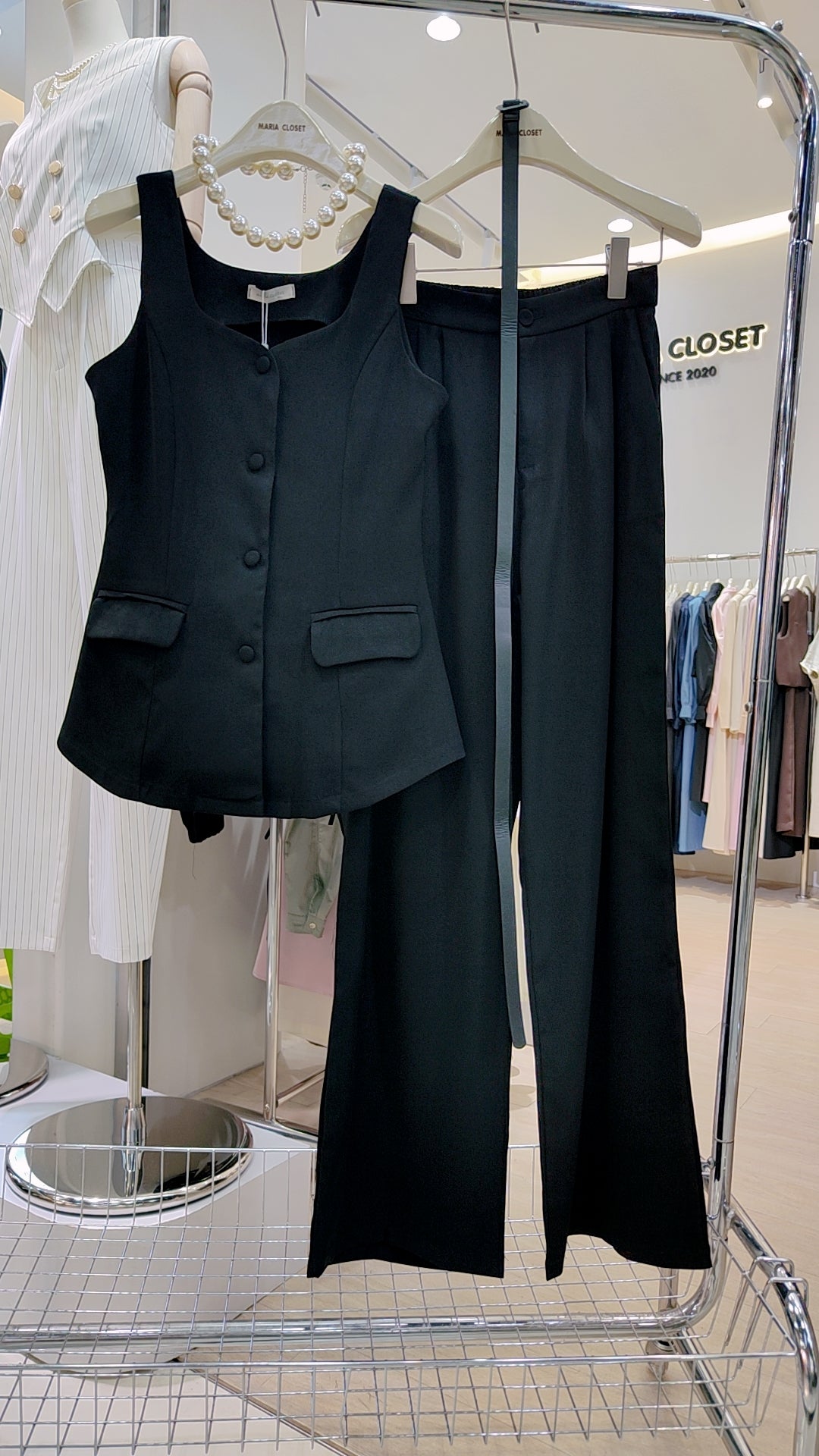 The "Modern Tailored" Co-ord Set: