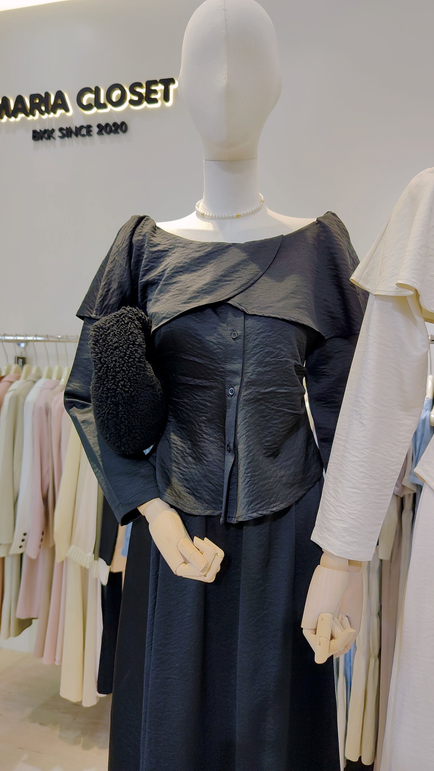Maria's "Overlap Shoulder" Co-ord Set