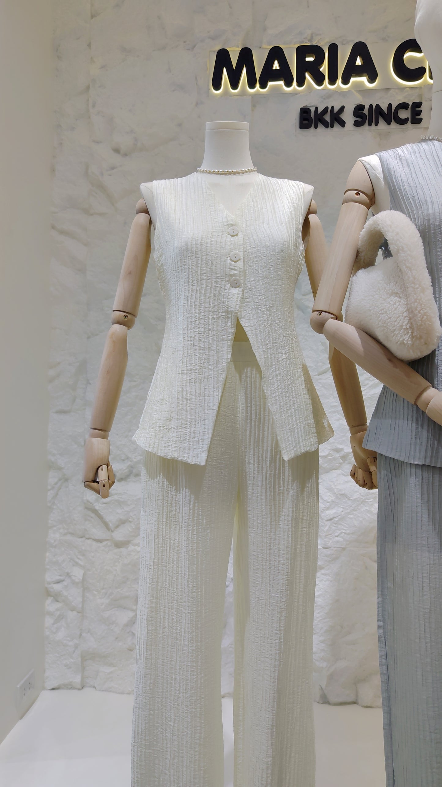 The "Plissé" Textured Set