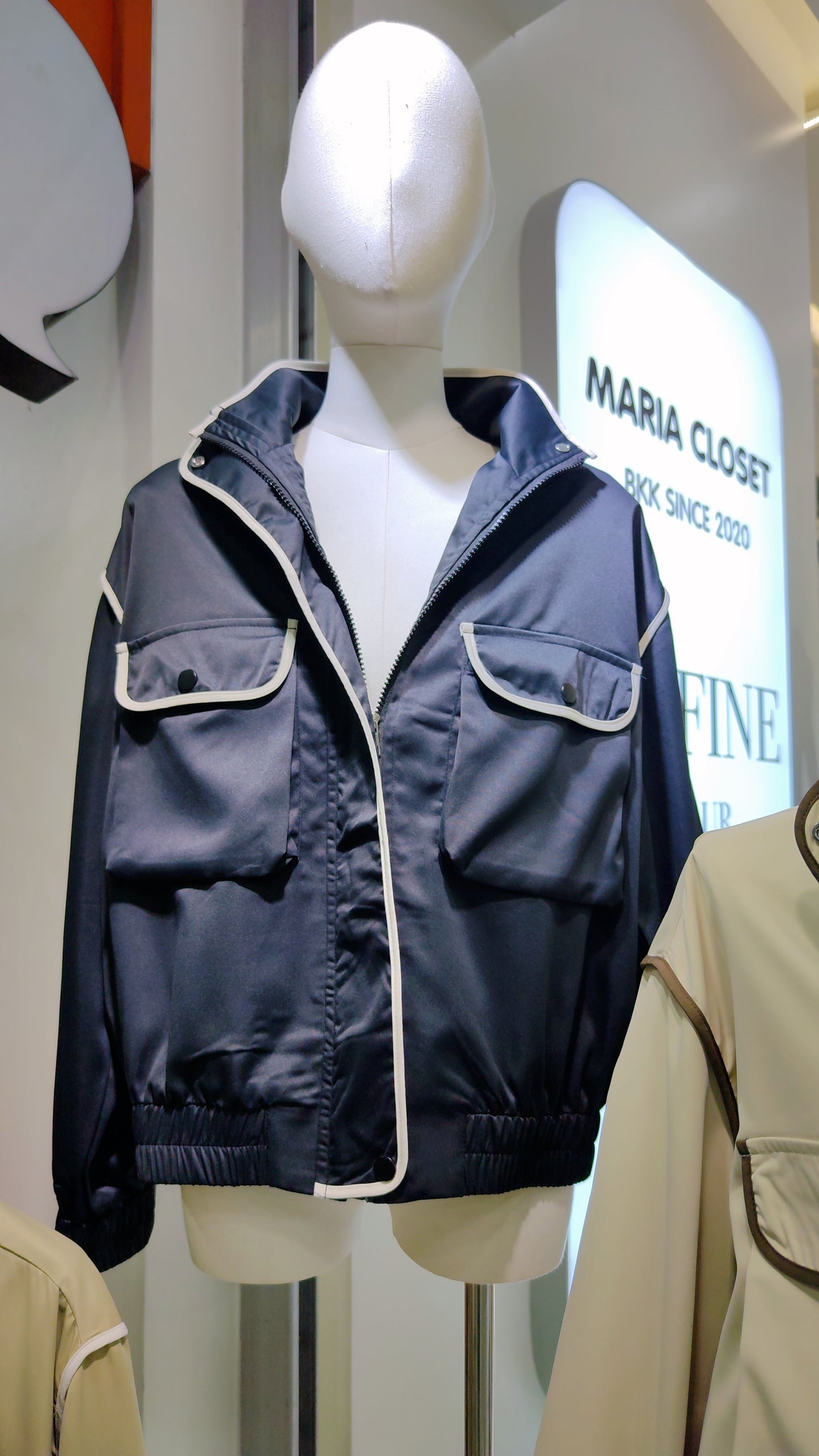 The "Outline" Piping Jacket