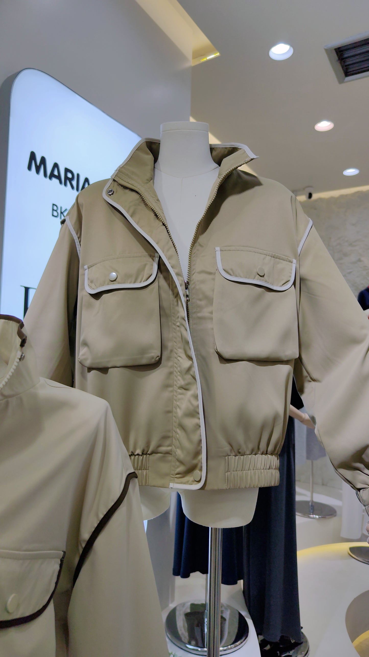 The "Outline" Piping Jacket