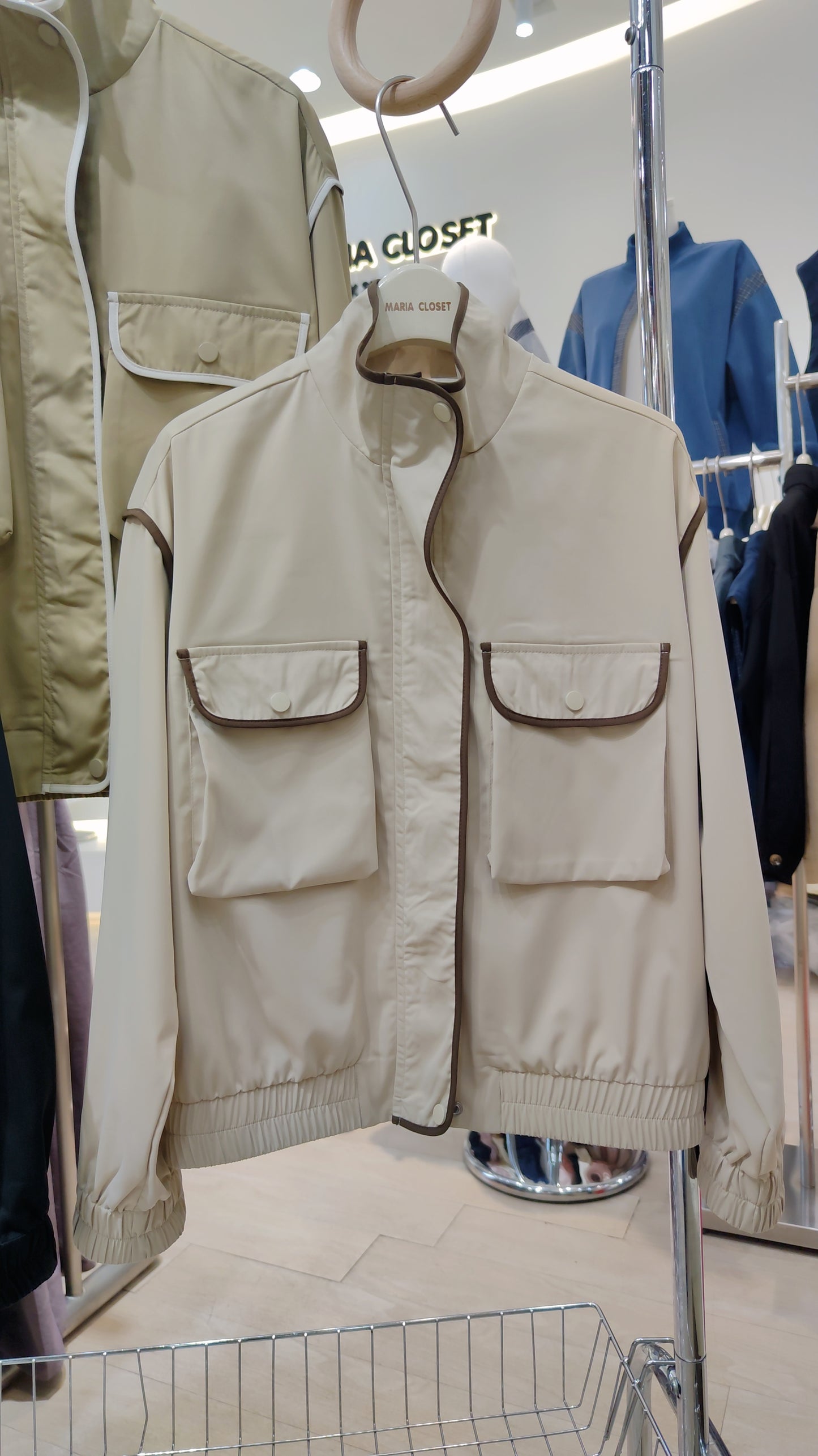 The "Outline" Piping Jacket