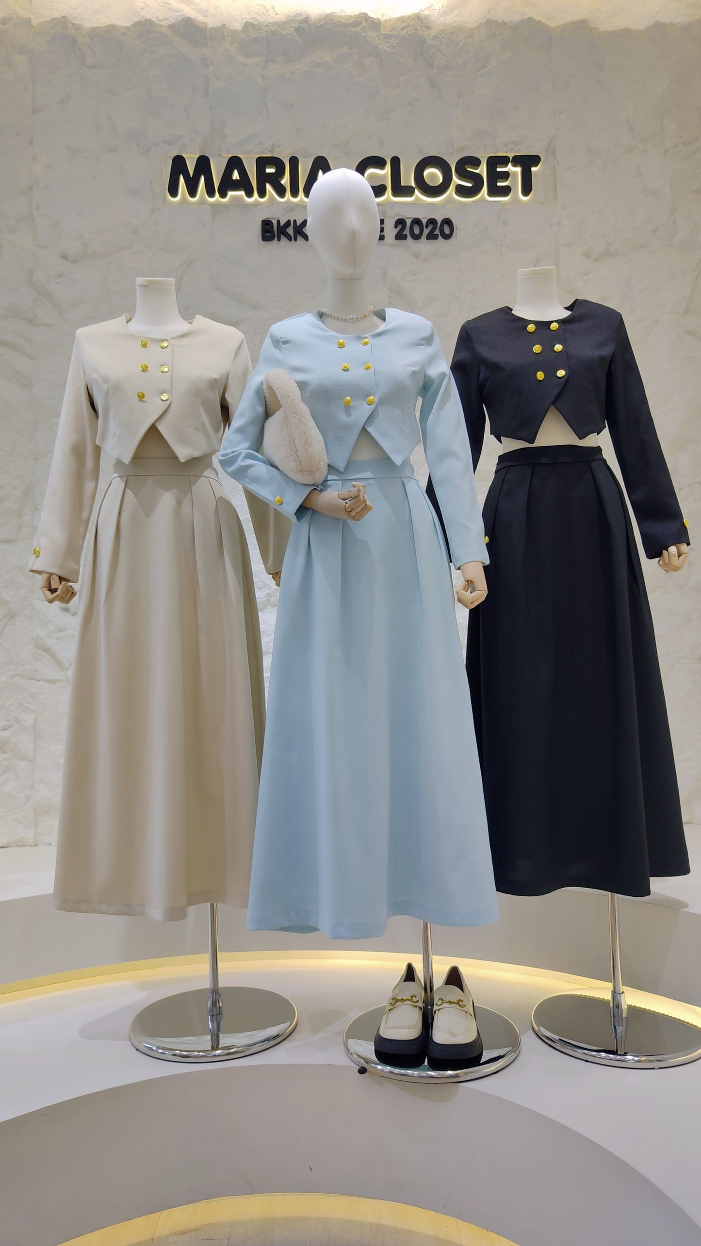 The "Heiress" Gold Button Set