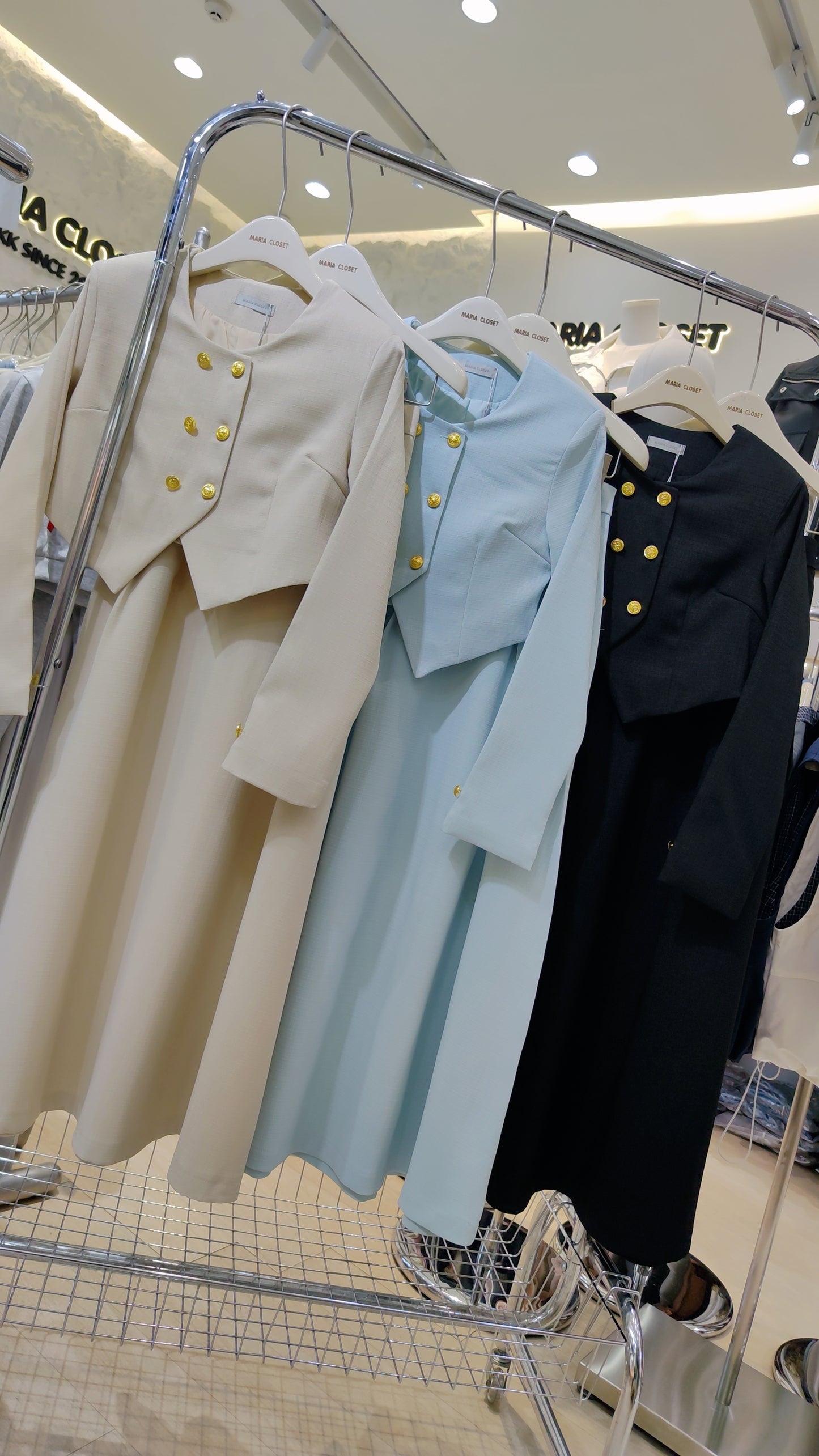 The "Heiress" Gold Button Set