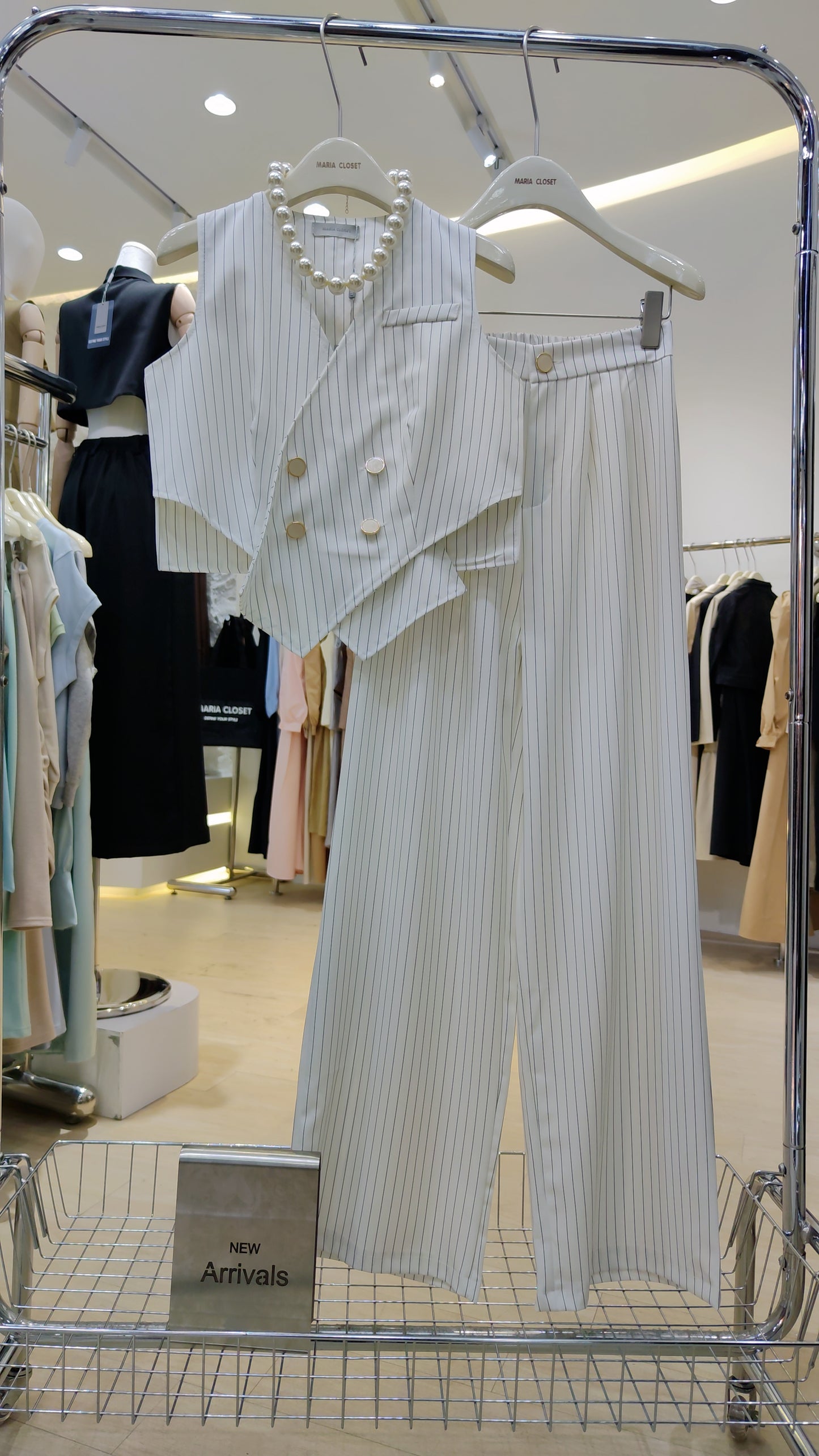 The "Wall Street" Pinstripe Set: