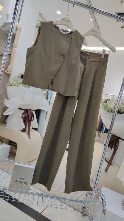 The "Diagonal" Button Vest Set