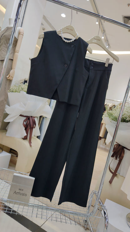 The "Diagonal" Button Vest Set