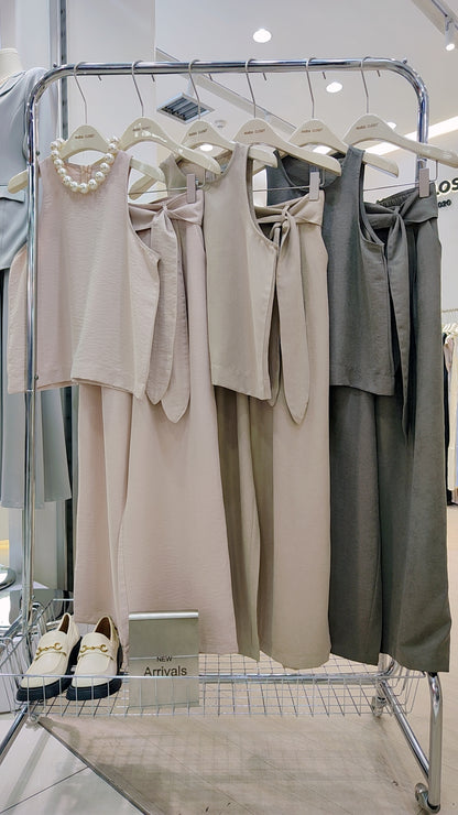Maria's "Sleeveless Tie-Waist" Set