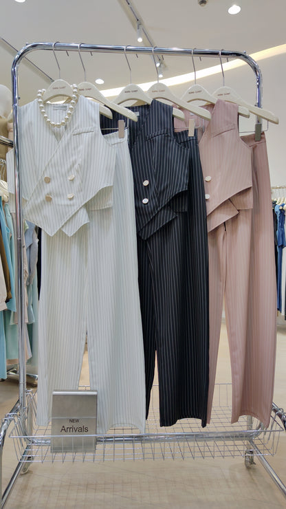 The "Wall Street" Pinstripe Set: